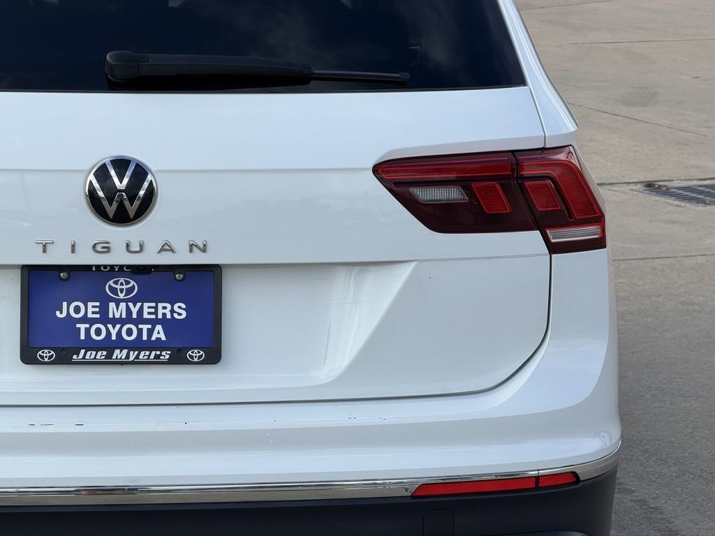Used 2024 Volkswagen Tiguan SE FWD image 9