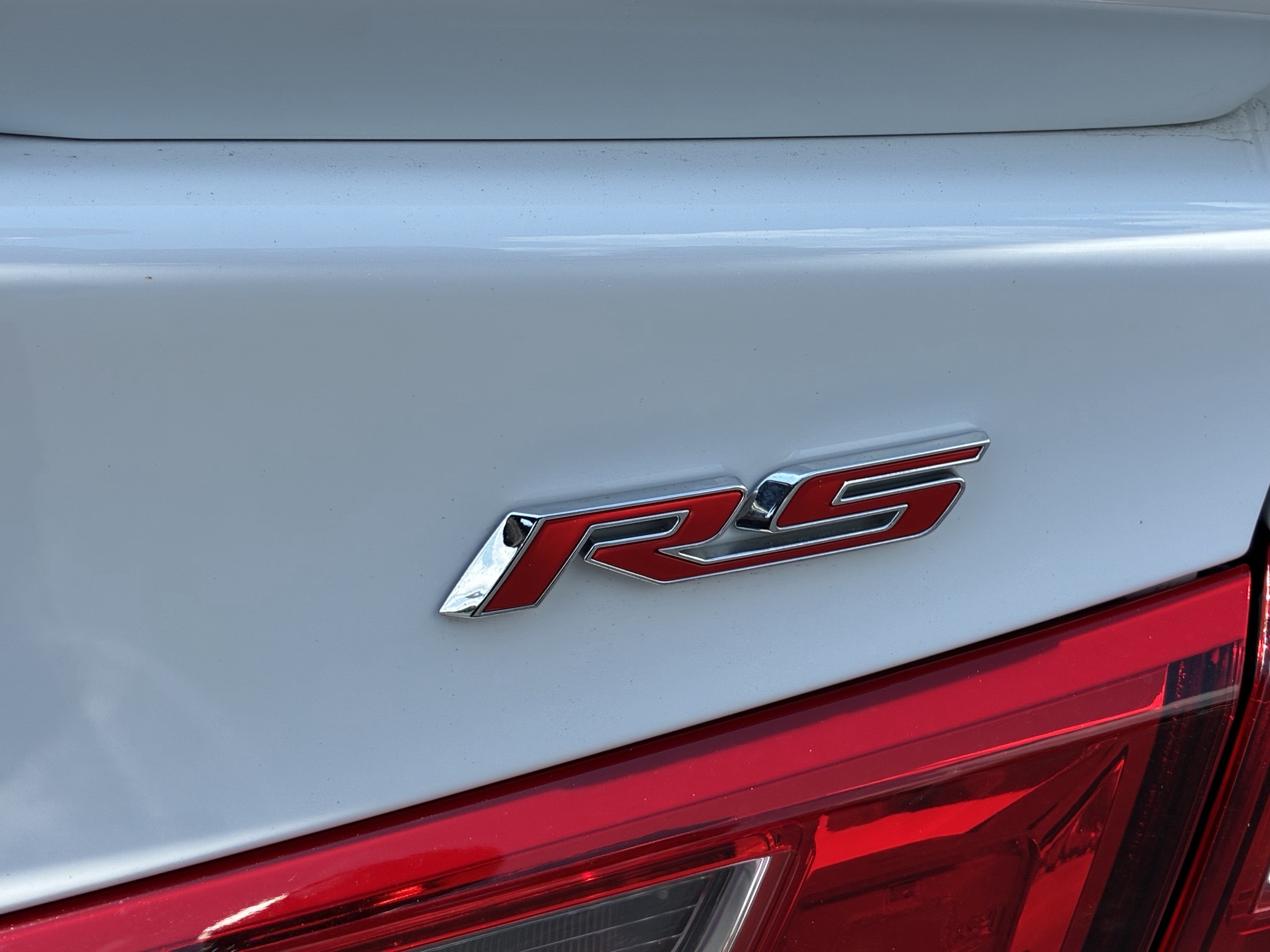 Used 2025 Chevrolet Malibu RS FWD image 12