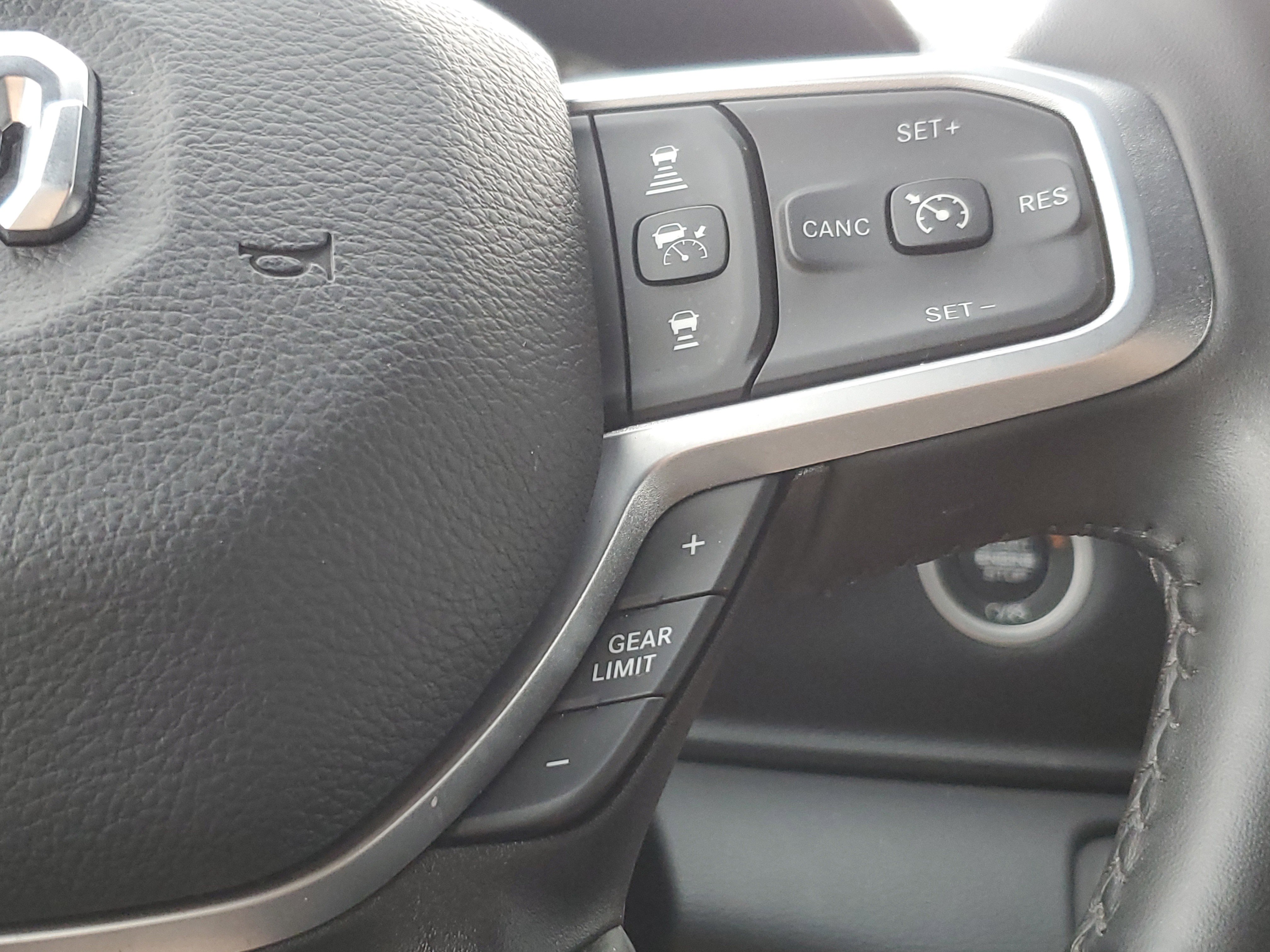 Used 2024 RAM 2500 Big Horn w/ Safety Group image 14