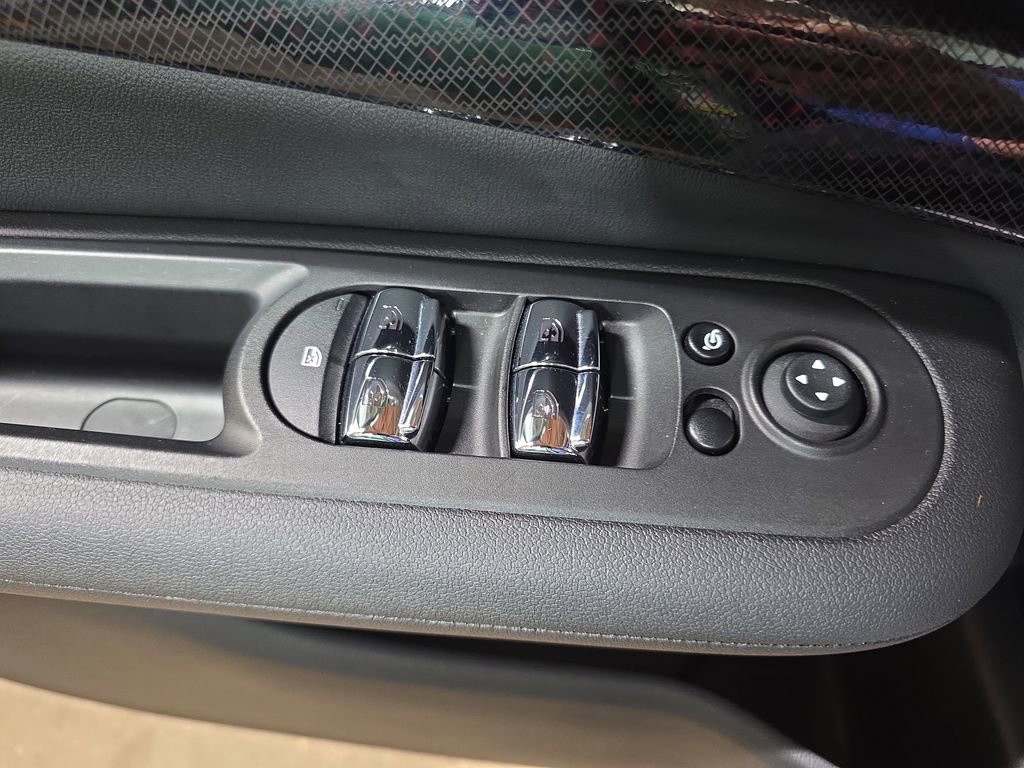 Used 2023 MINI Cooper Clubman S image 26