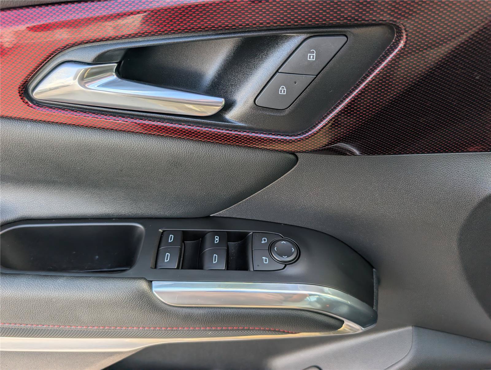 Used 2024 Chevrolet Traverse Z71 w/ LPO, Floor Liner Package AWD/4WD image 21