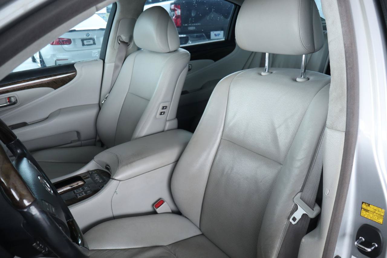 Used 2007 Lexus LS 460 L RWD image 14