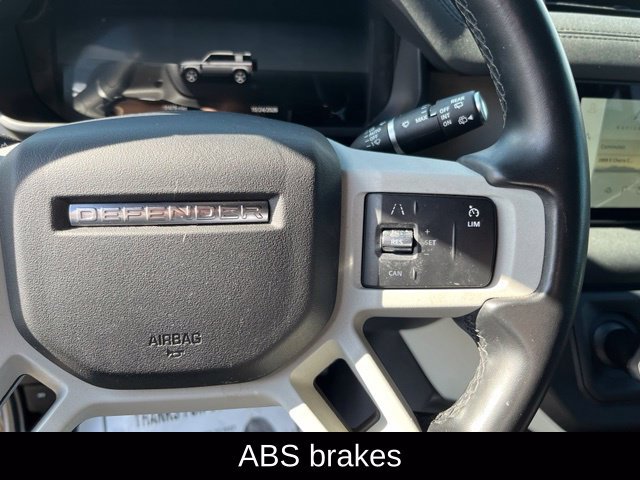 Used 2023 Land Rover Defender 110 SE AWD/4WD image 26