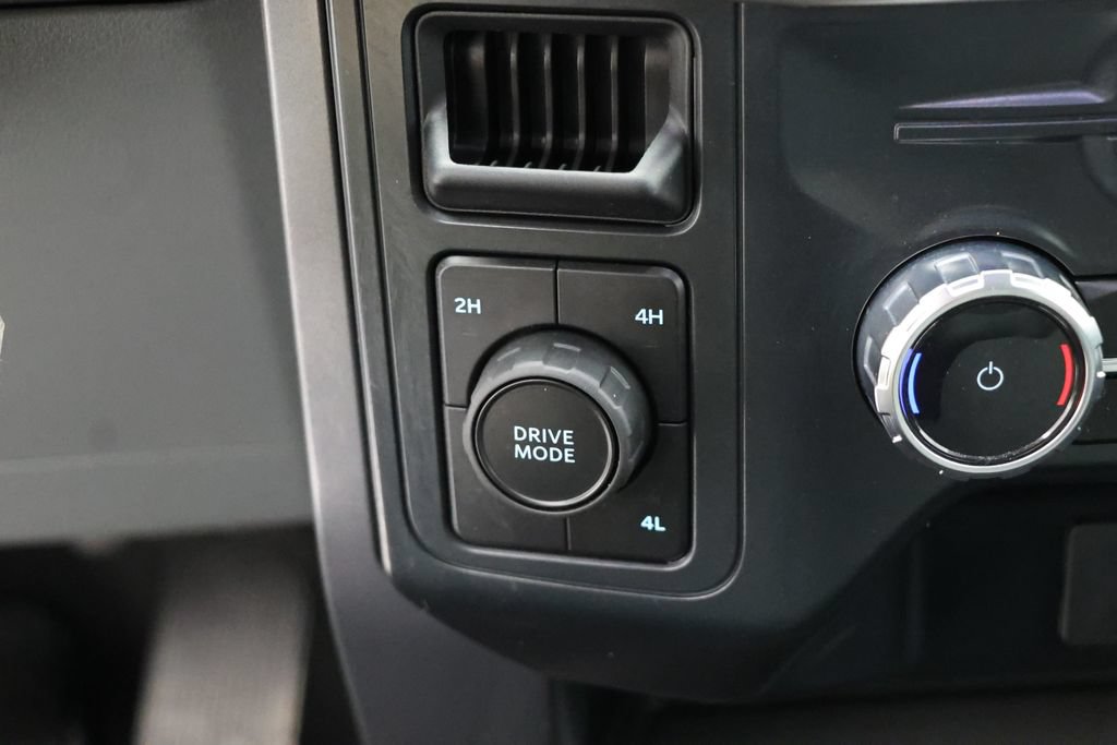 Used 2025 Ford F150 XLT w/ Equipment Group 301A Standard AWD/4WD image 24