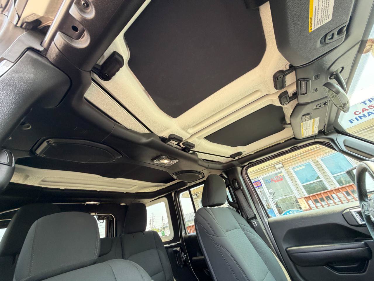 Used 2018 Jeep Wrangler Unlimited Sport S AWD/4WD image 51