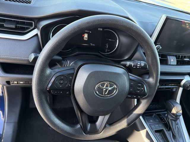 Certified 2025 Toyota RAV4 XLE FWD image 16