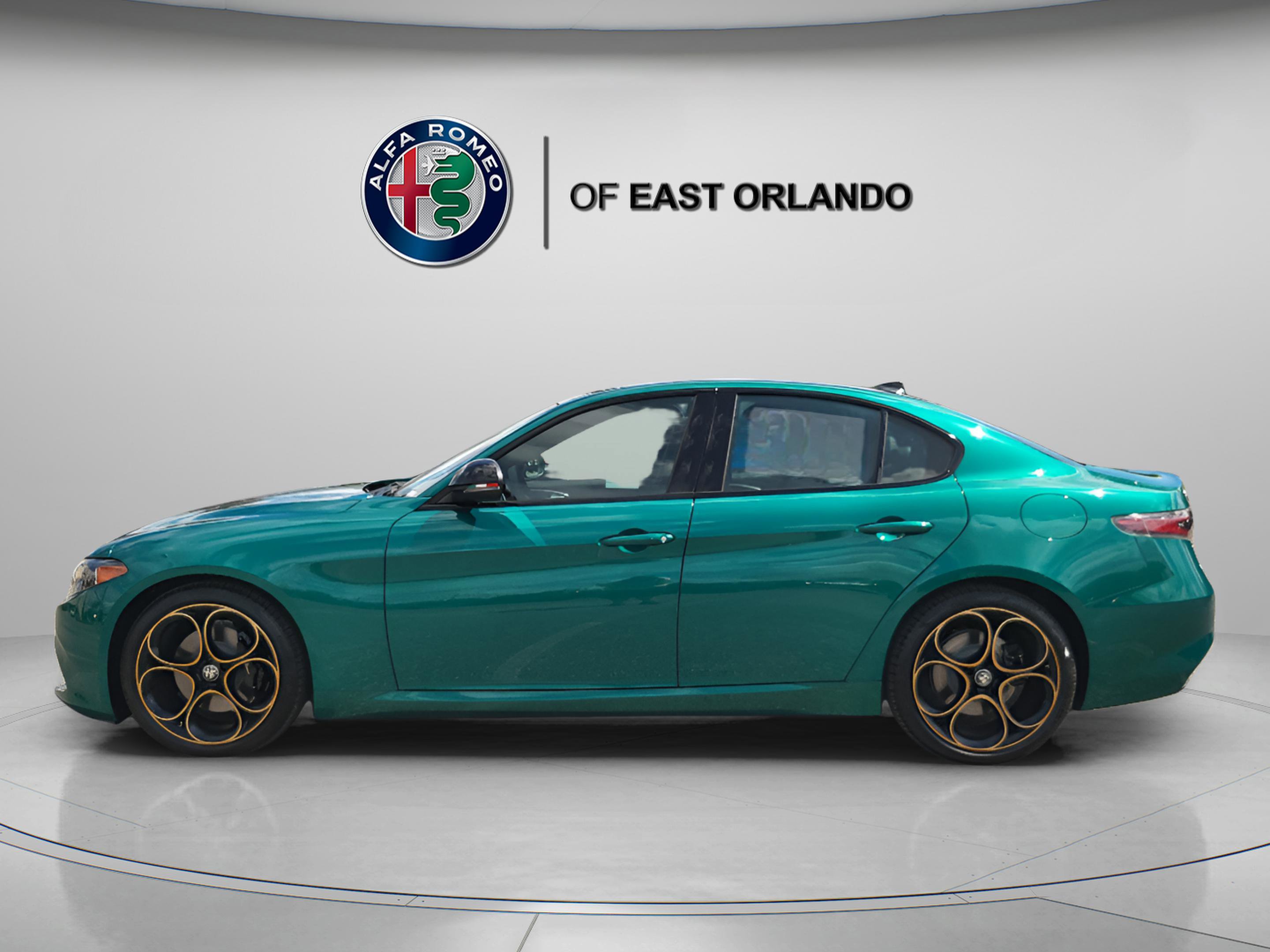 New 2025 Alfa Romeo Giulia w/ Driving Assist Package RWD image 4