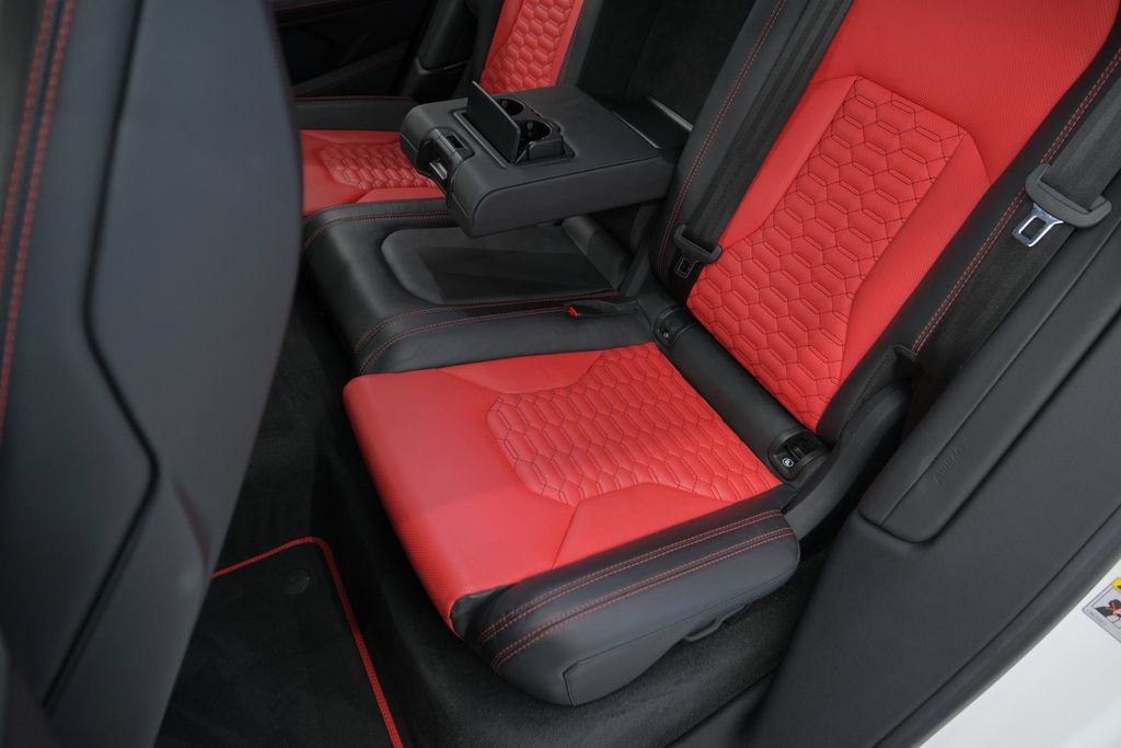Used 2022 Lamborghini Urus AWD/4WD image 17