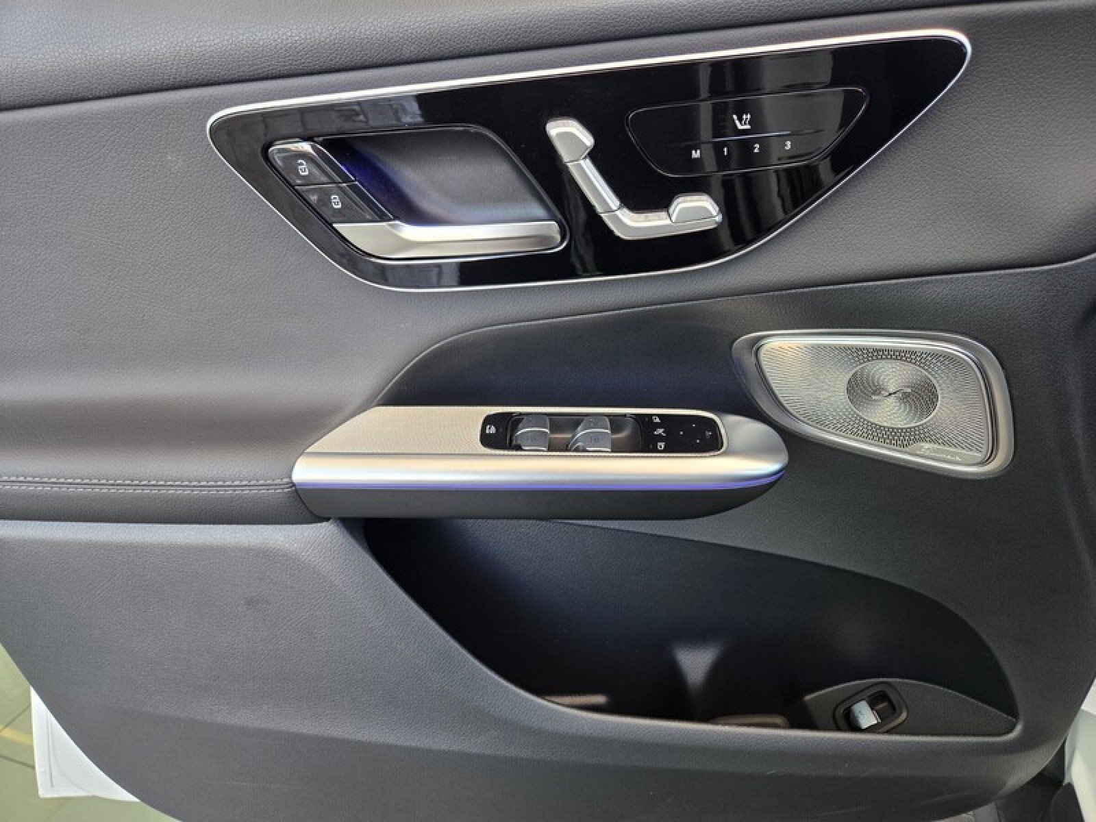 Certified 2026 Mercedes-Benz GLC 300 4MATIC image 23