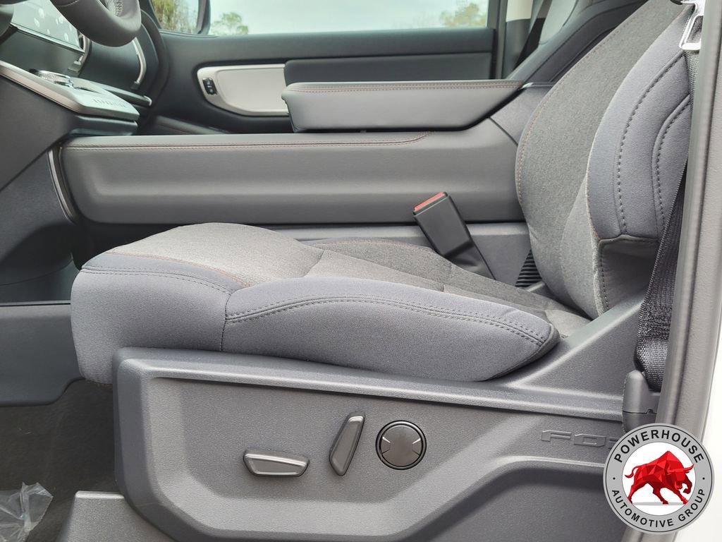 New 2025 Ford Expedition Active RWD image 27