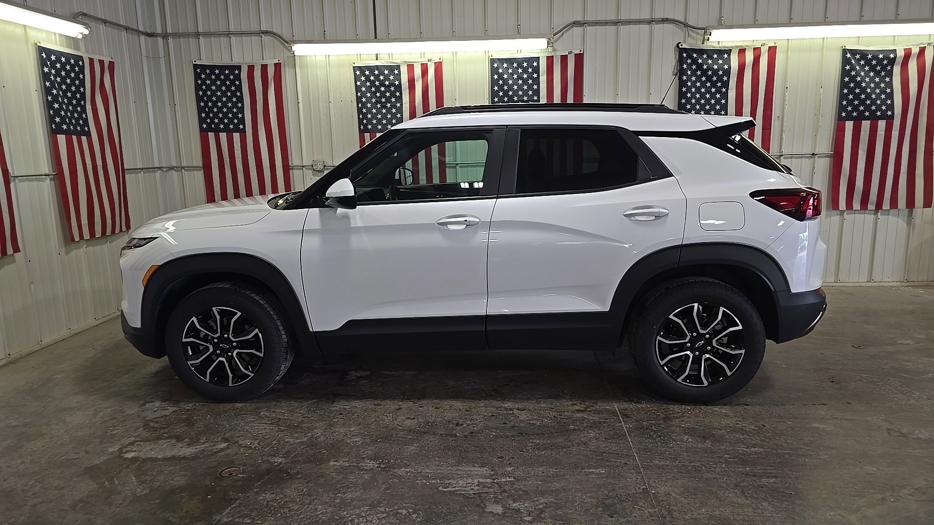 New 2025 Chevrolet TrailBlazer ACTIV w/ Convenience Package image 3