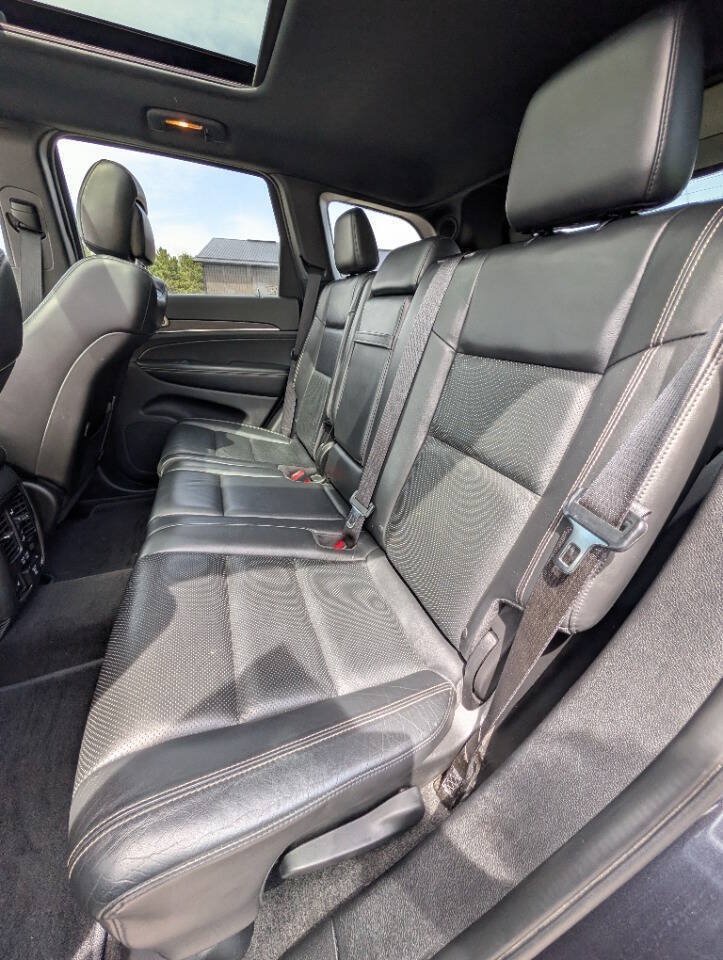 Used 2015 Jeep Grand Cherokee Limited w/ Luxury Group II AWD/4WD image 15
