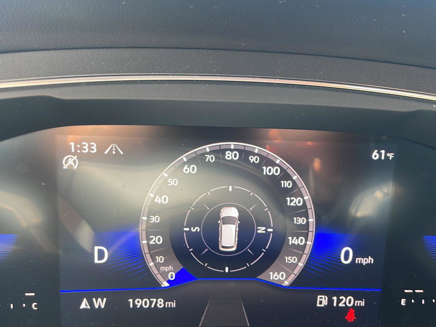 Certified 2023 Volkswagen Tiguan SE AWD/4WD image 9
