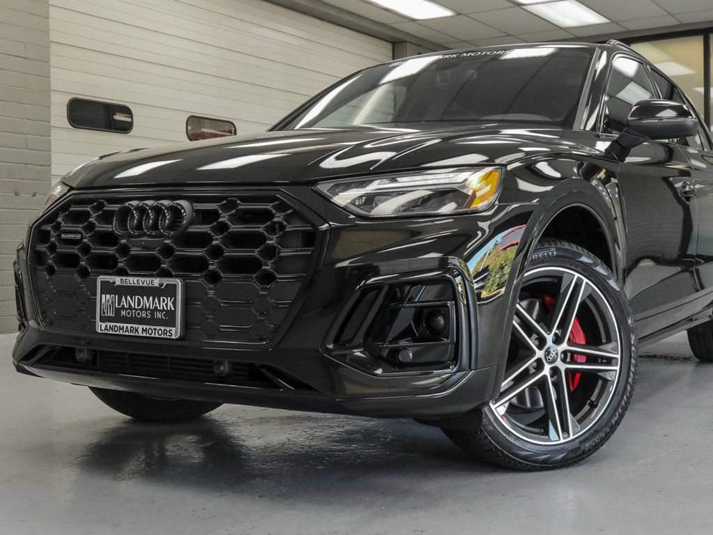 Used 2024 Audi Q5 e Premium Plus w/ Premium Plus Package AWD/4WD image 9