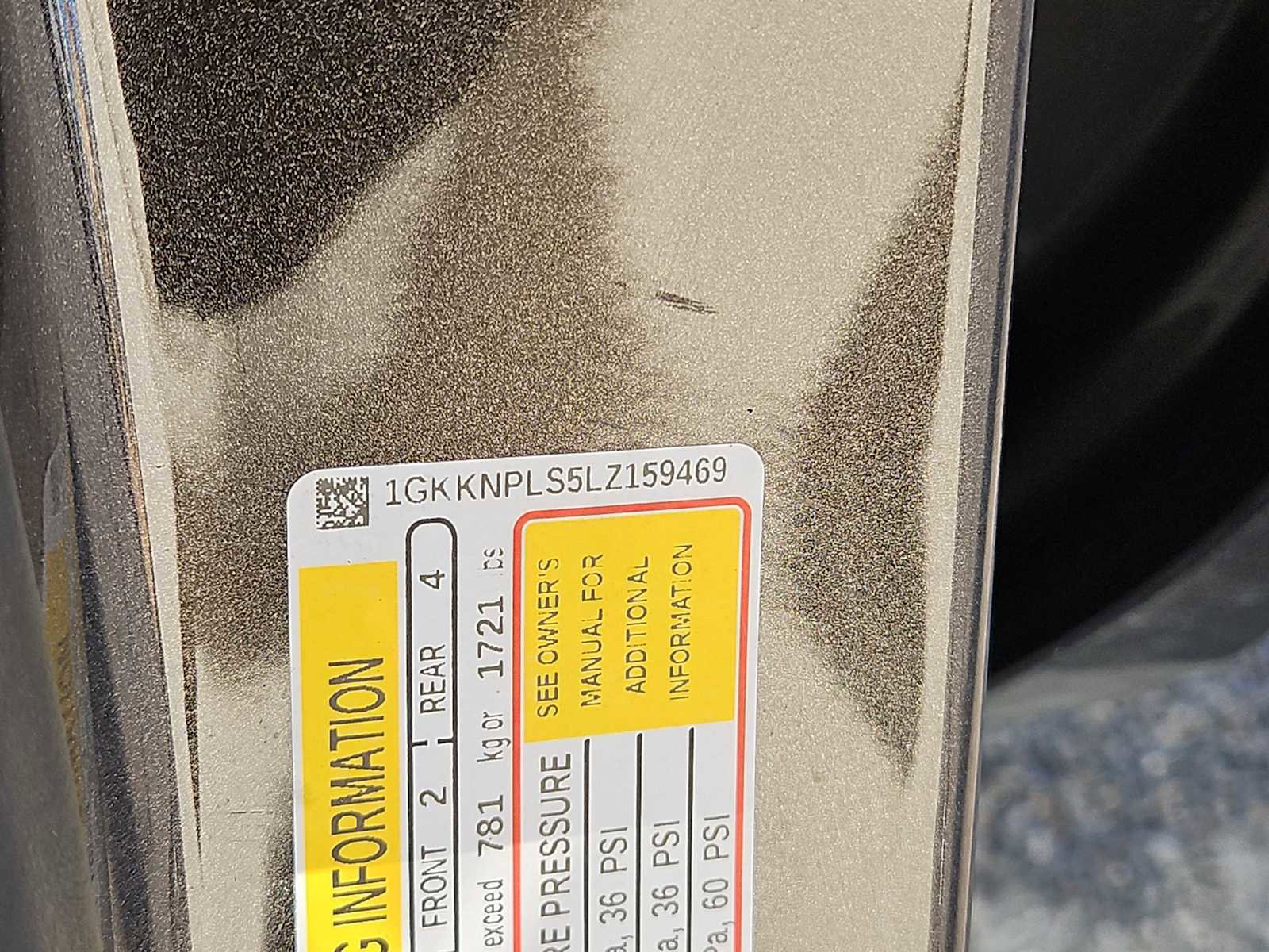 Used 2020 GMC Acadia Denali image 25