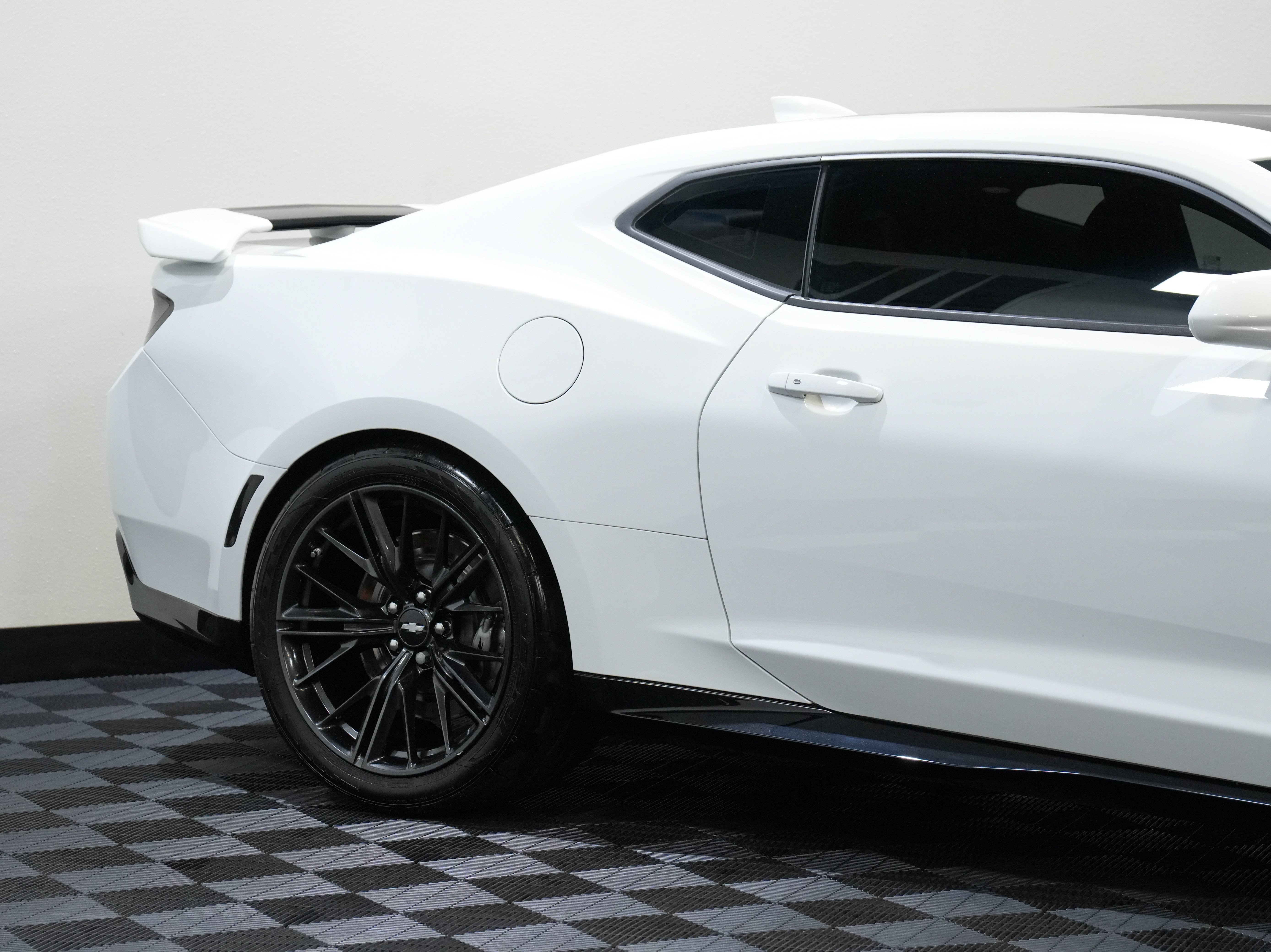 Used 2017 Chevrolet Camaro ZL1 RWD image 14