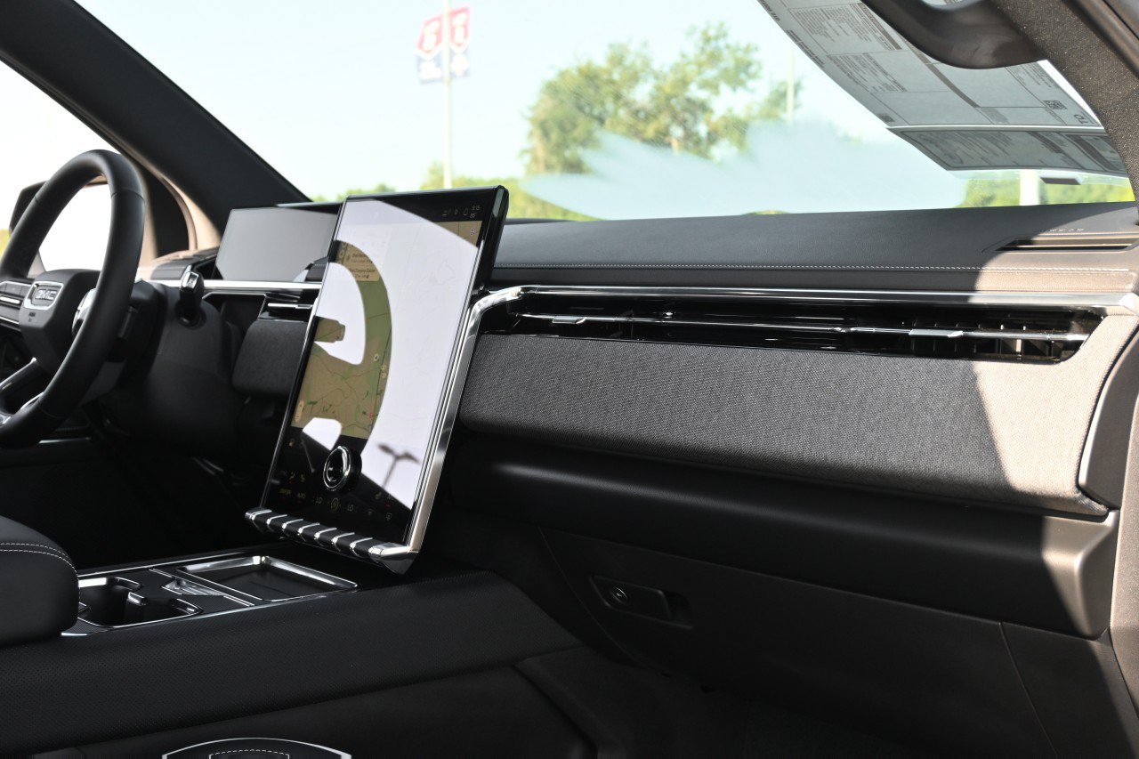 New 2026 GMC Sierra EV Elevation AWD/4WD image 24