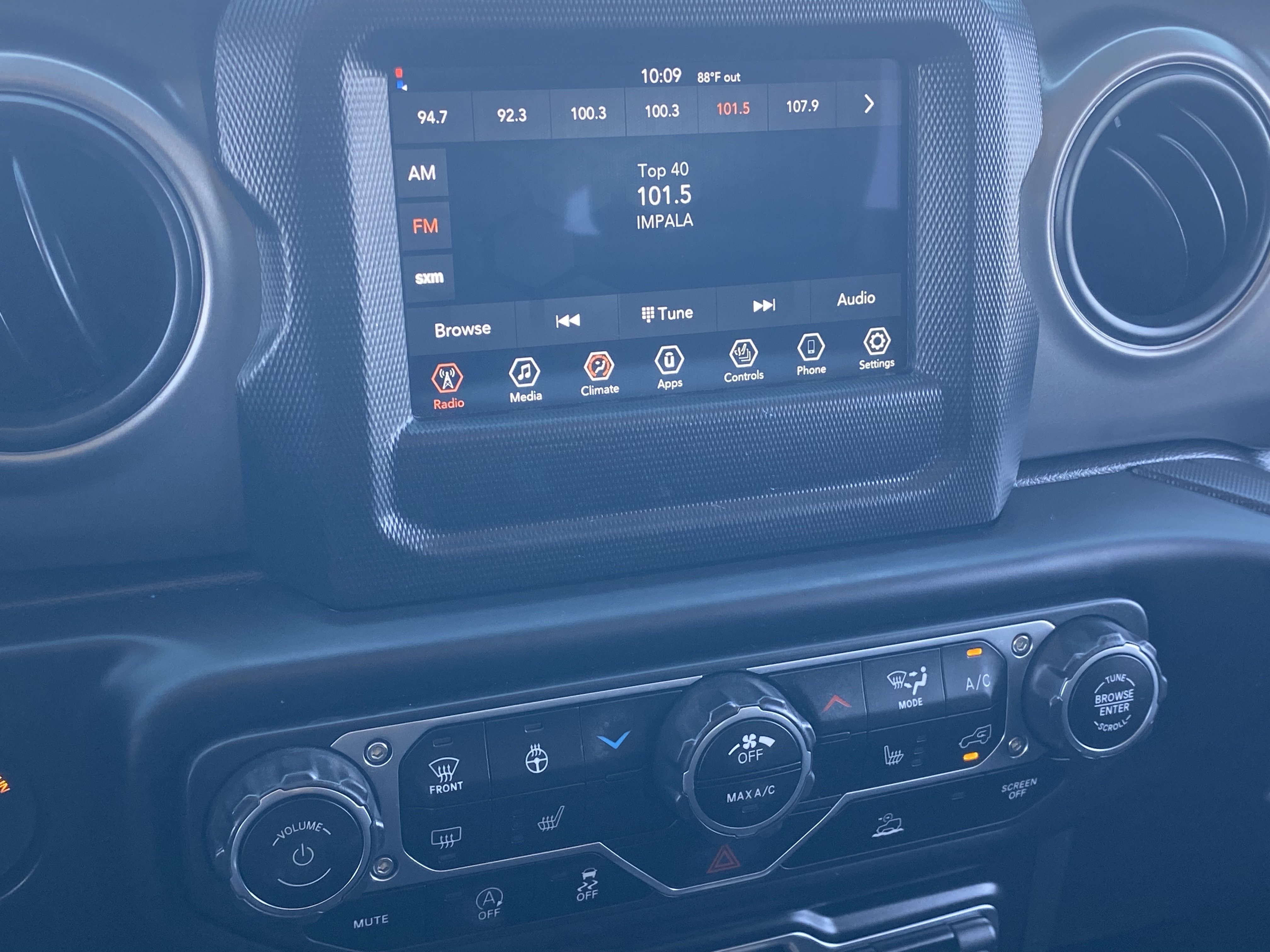 Used 2022 Jeep Wrangler Unlimited Sport AWD/4WD image 22