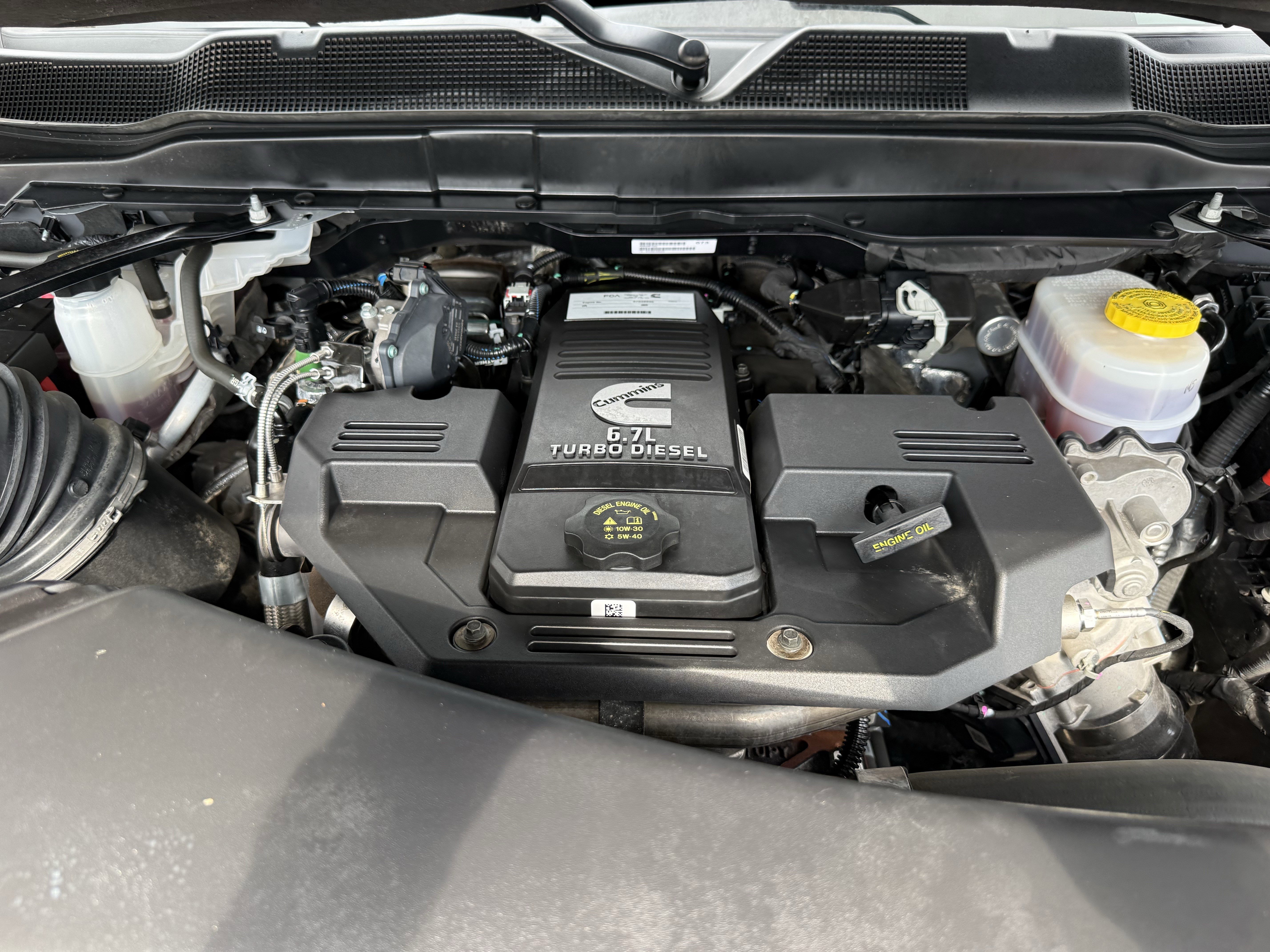 Used 2024 RAM 2500 Laramie AWD/4WD image 32