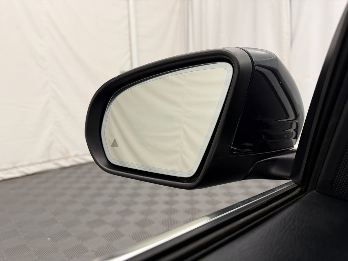 Used 2015 Mercedes-Benz C 300 4MATIC Sedan image 15