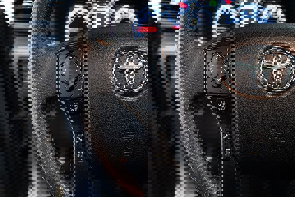 Certified 2020 Toyota 4Runner TRD Off-Road Premium w/ Moonroof Package image 18