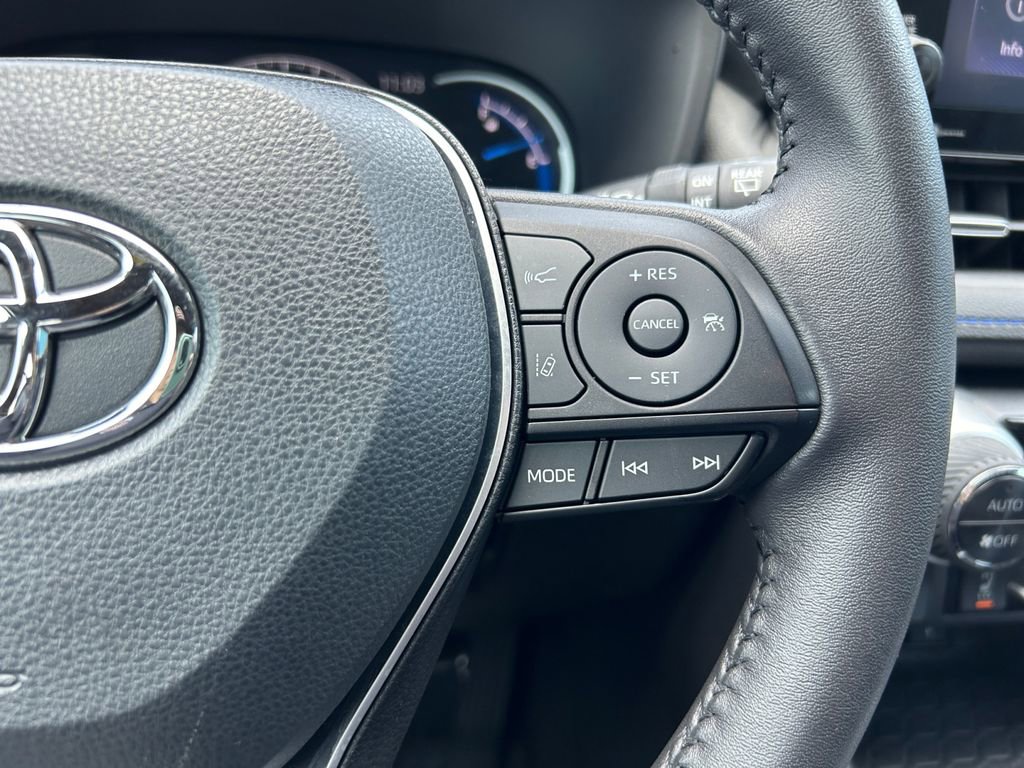 Used 2022 Toyota RAV4 XSE image 18