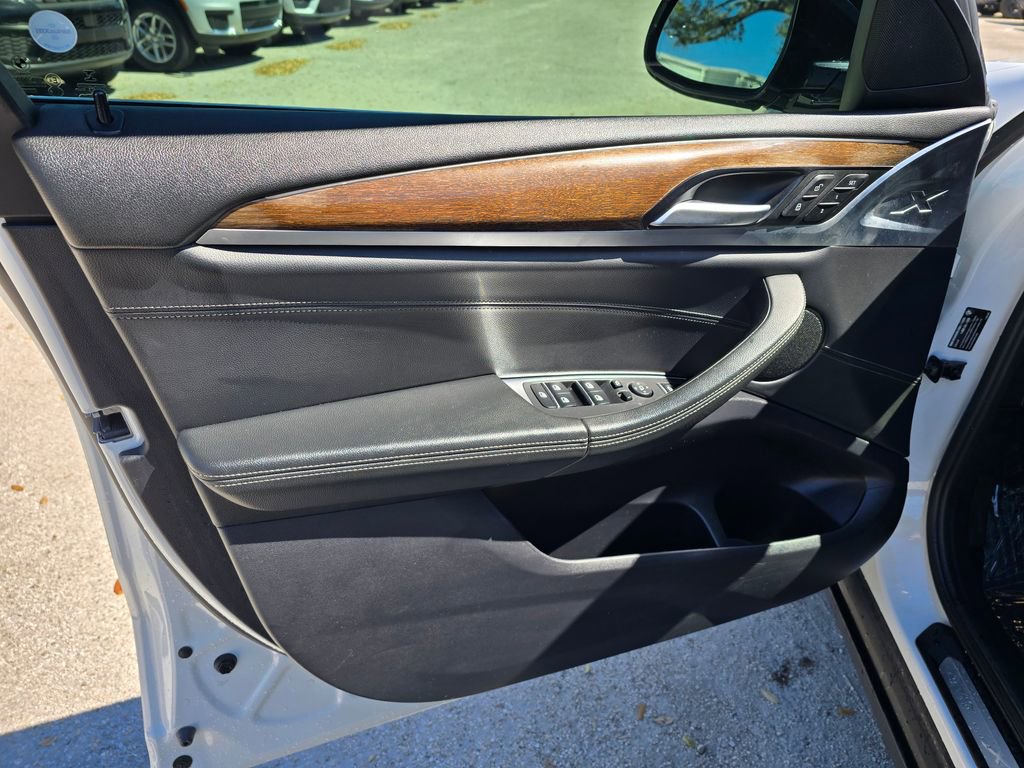 Used 2019 BMW X4 xDrive30i w/ Convenience Package image 12