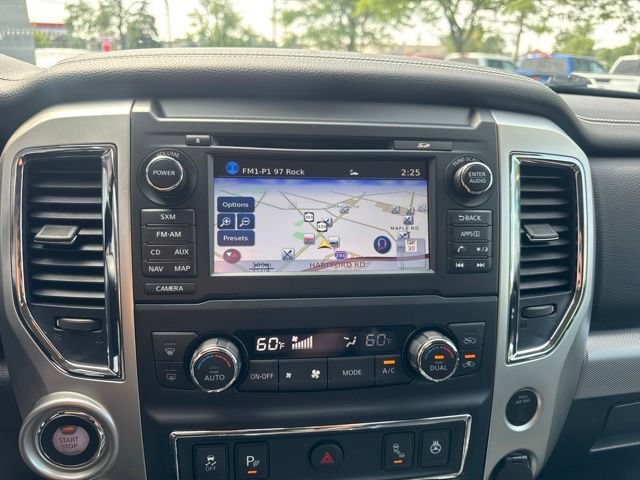 Used 2018 Nissan Titan PRO-4X AWD/4WD image 16