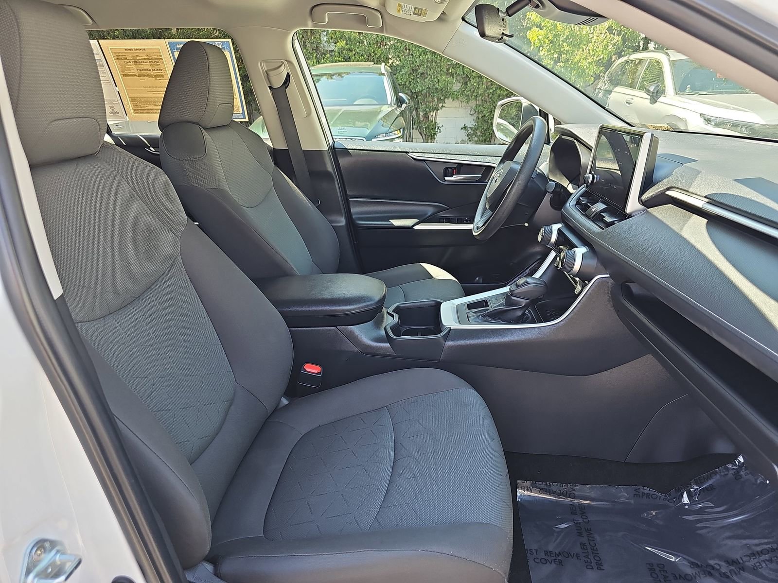 Used 2023 Toyota RAV4 XLE AWD/4WD image 10