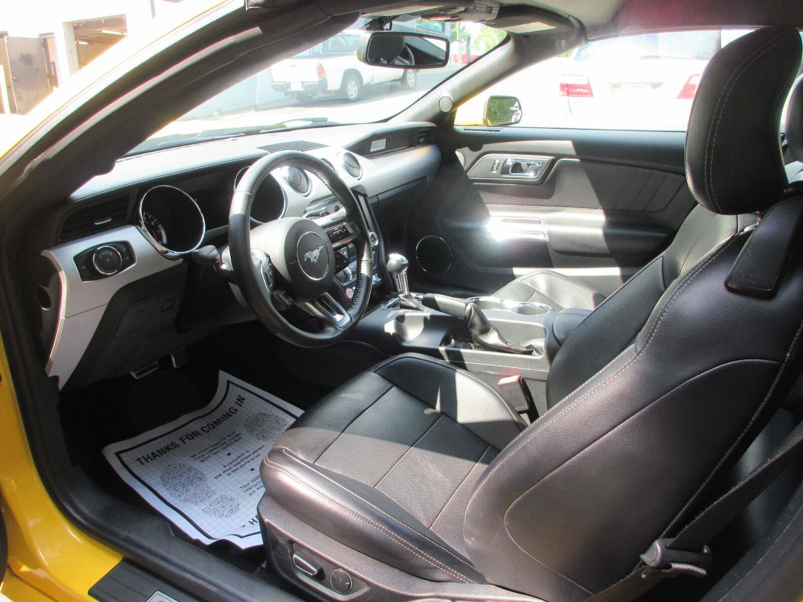 Used 2016 Ford Mustang Premium RWD image 10