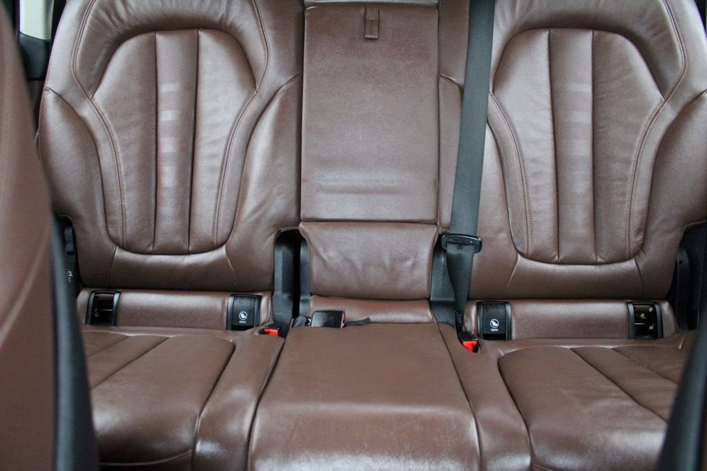 Used 2020 BMW X7 xDrive40i w/ Premium Package image 18