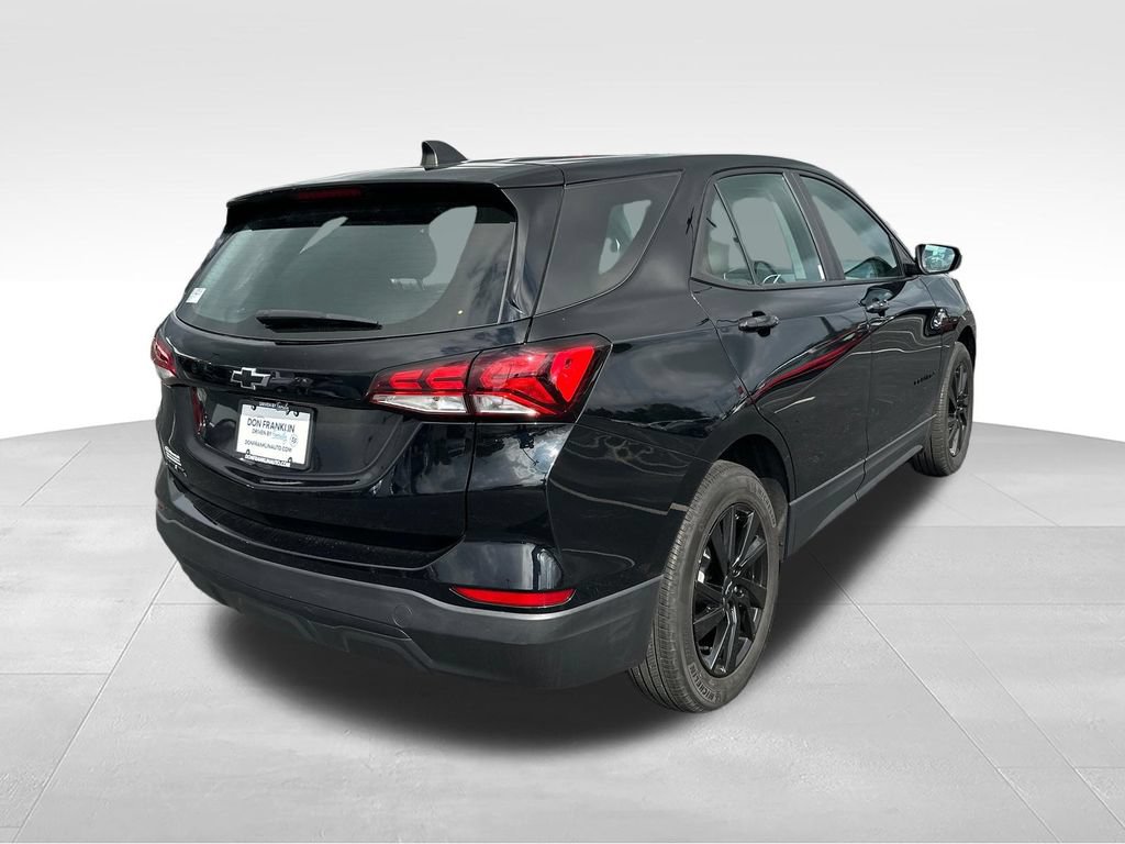 Used 2024 Chevrolet Equinox LS w/ Midnight Edition FWD image 5