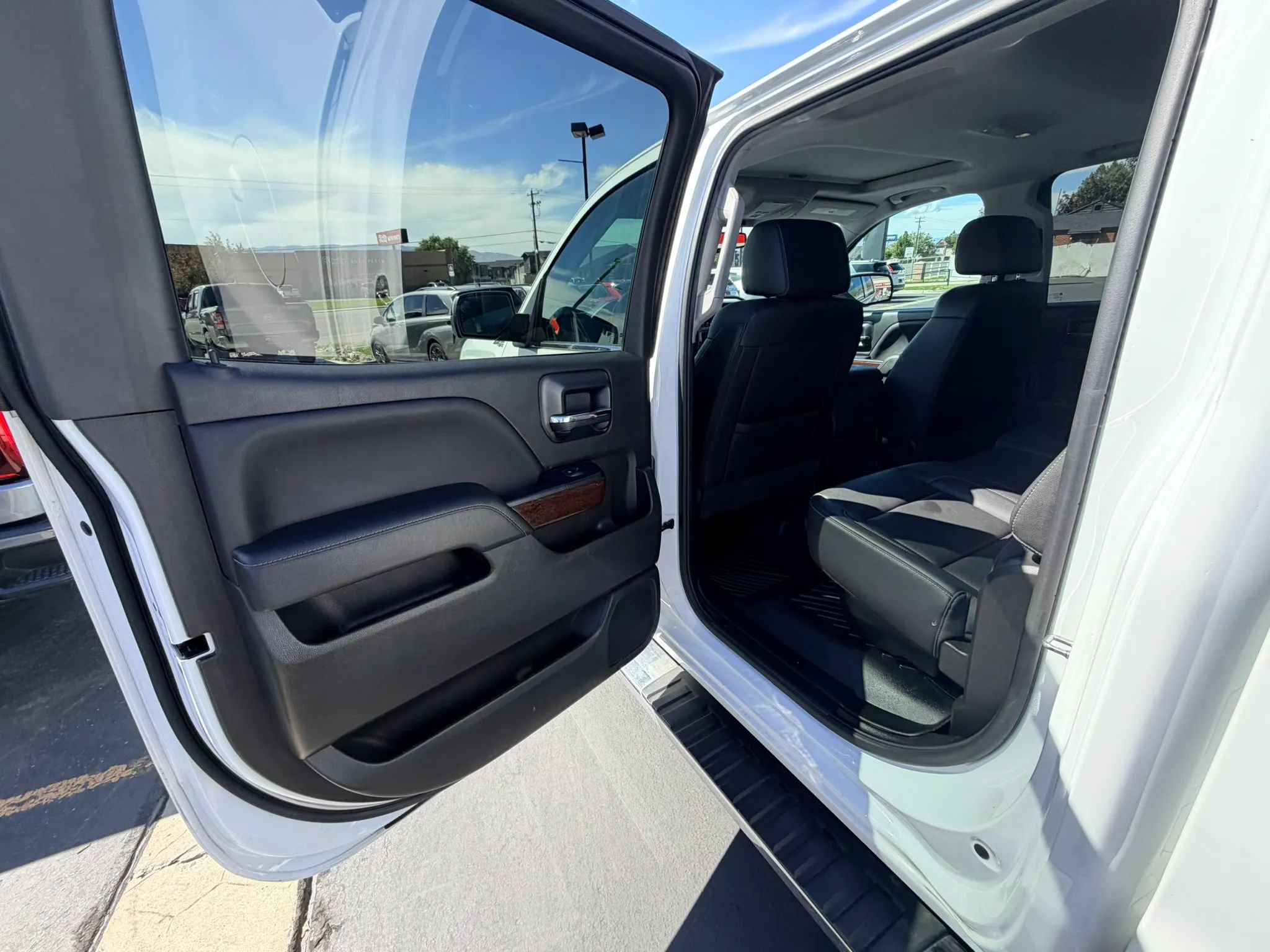 Used 2018 GMC Sierra 1500 SLT w/ SLT Premium Package AWD/4WD image 20