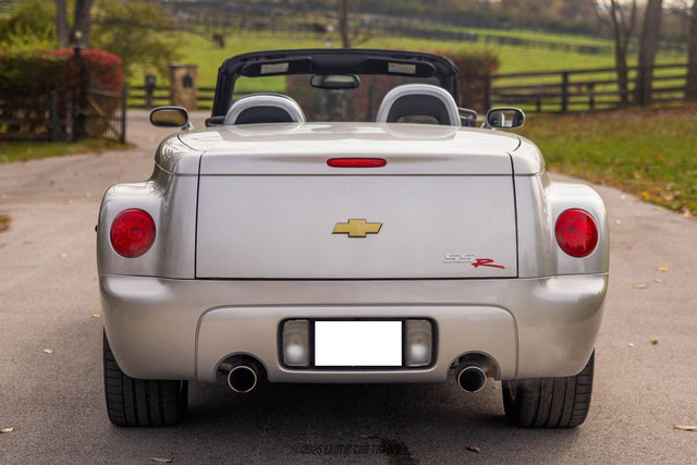 Used 2005 Chevrolet SSR w/ Preferred Equipment Group image 7