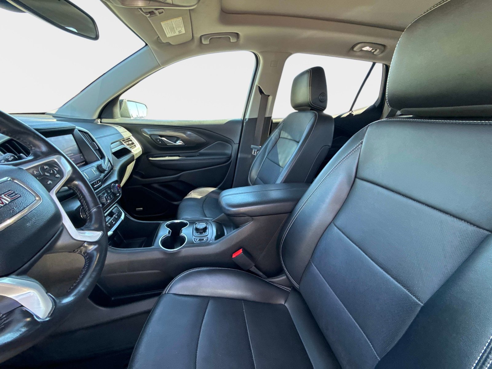 Used 2022 GMC Terrain SLT w/ Infotainment Package II FWD image 24
