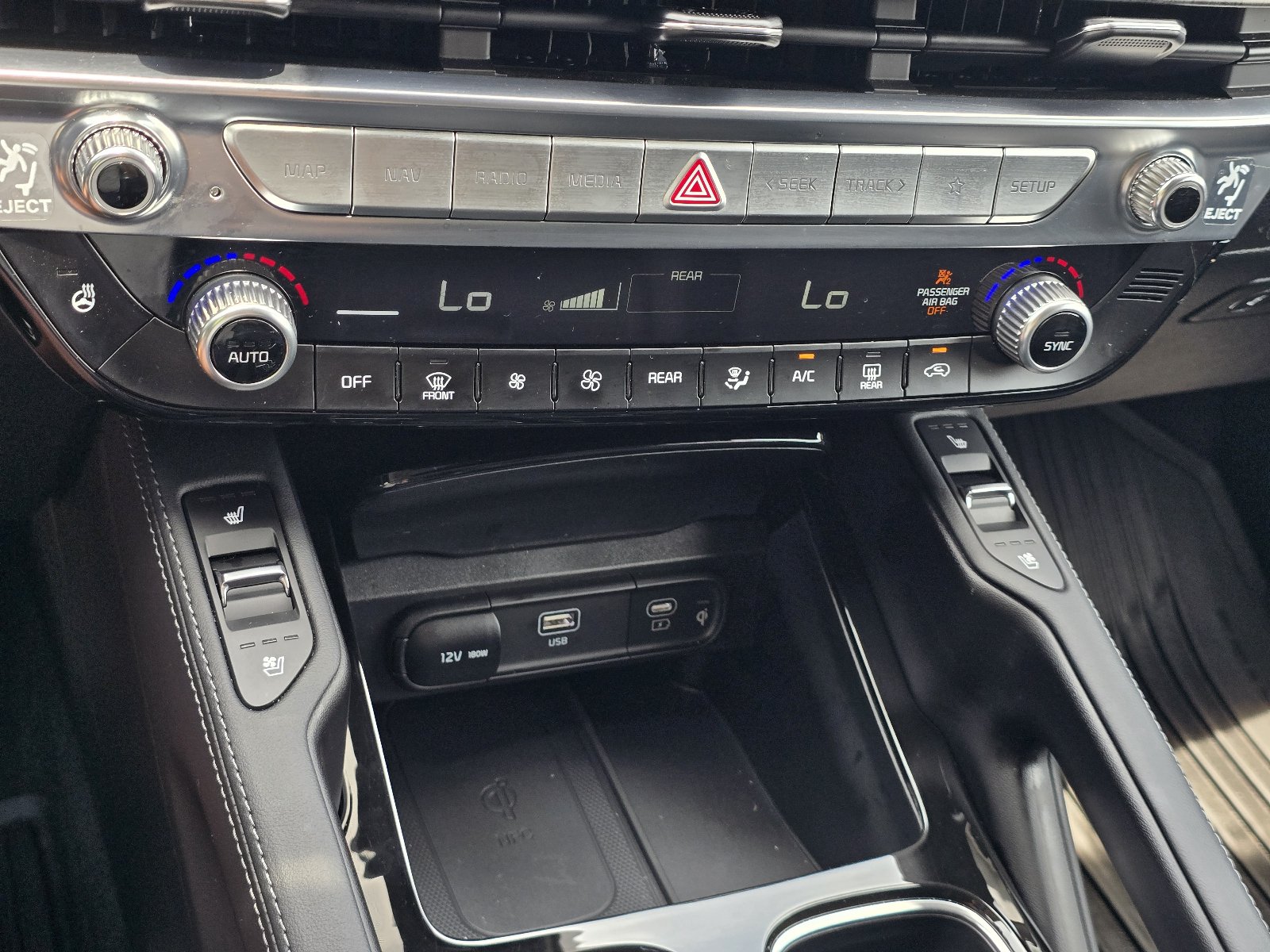 Used 2025 Kia Telluride SX Prestige AWD/4WD image 20
