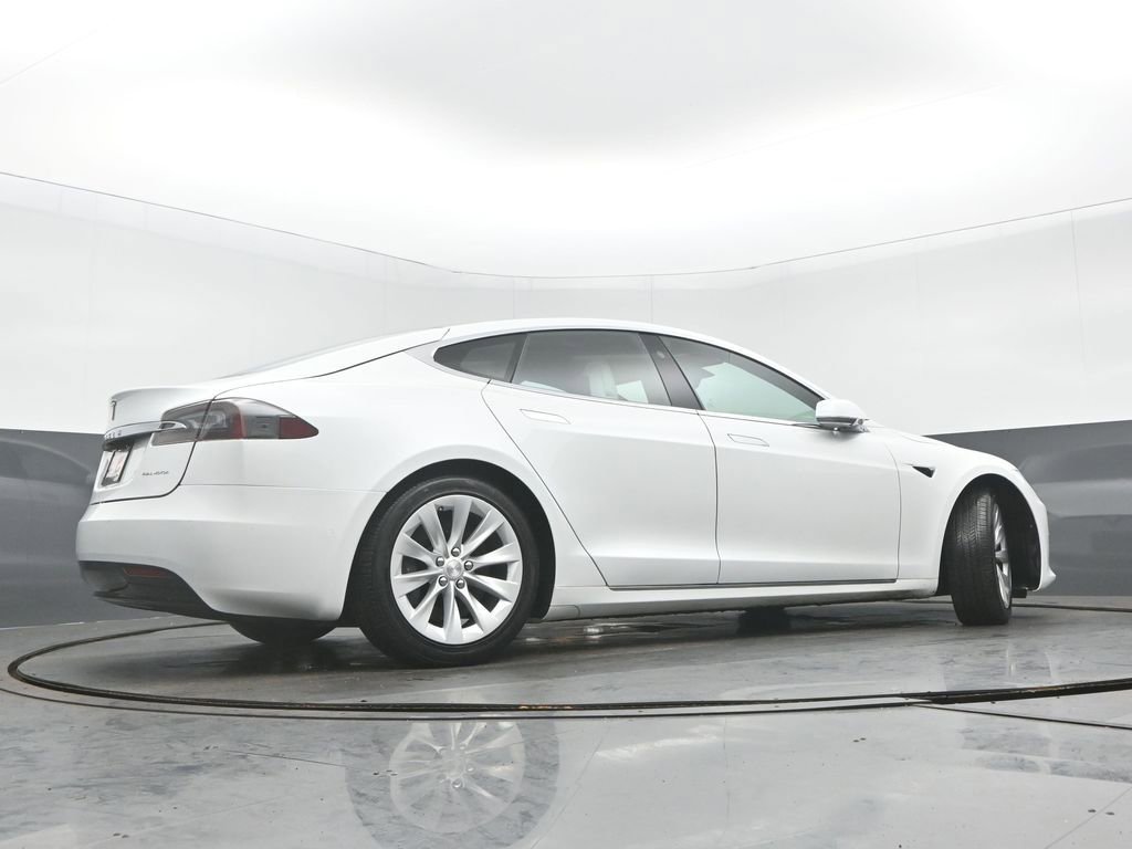 Used 2020 Tesla Model S Long Range image 29