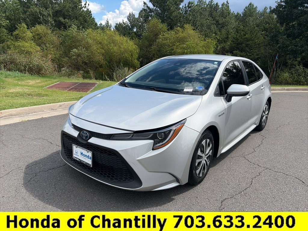 Used 2020 Toyota Corolla LE FWD image 3