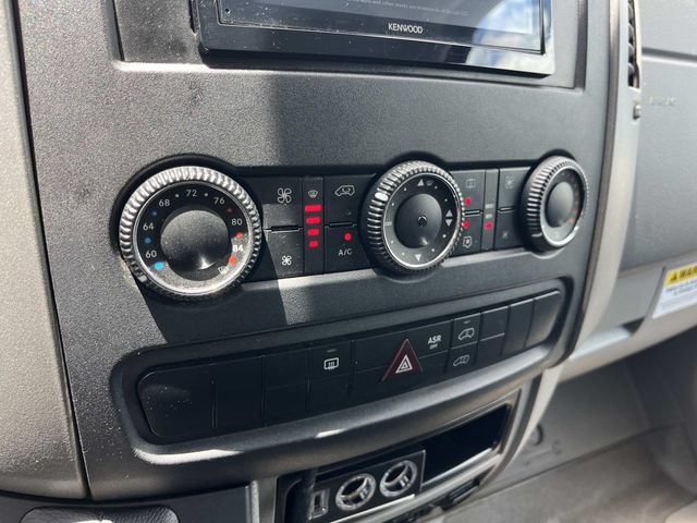 Used 2013 Mercedes-Benz Sprinter 2500 image 29