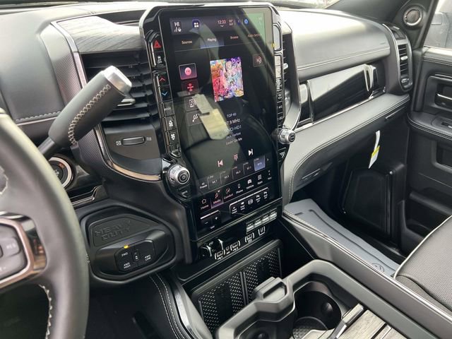 New 2026 RAM 2500 Limited AWD/4WD image 22