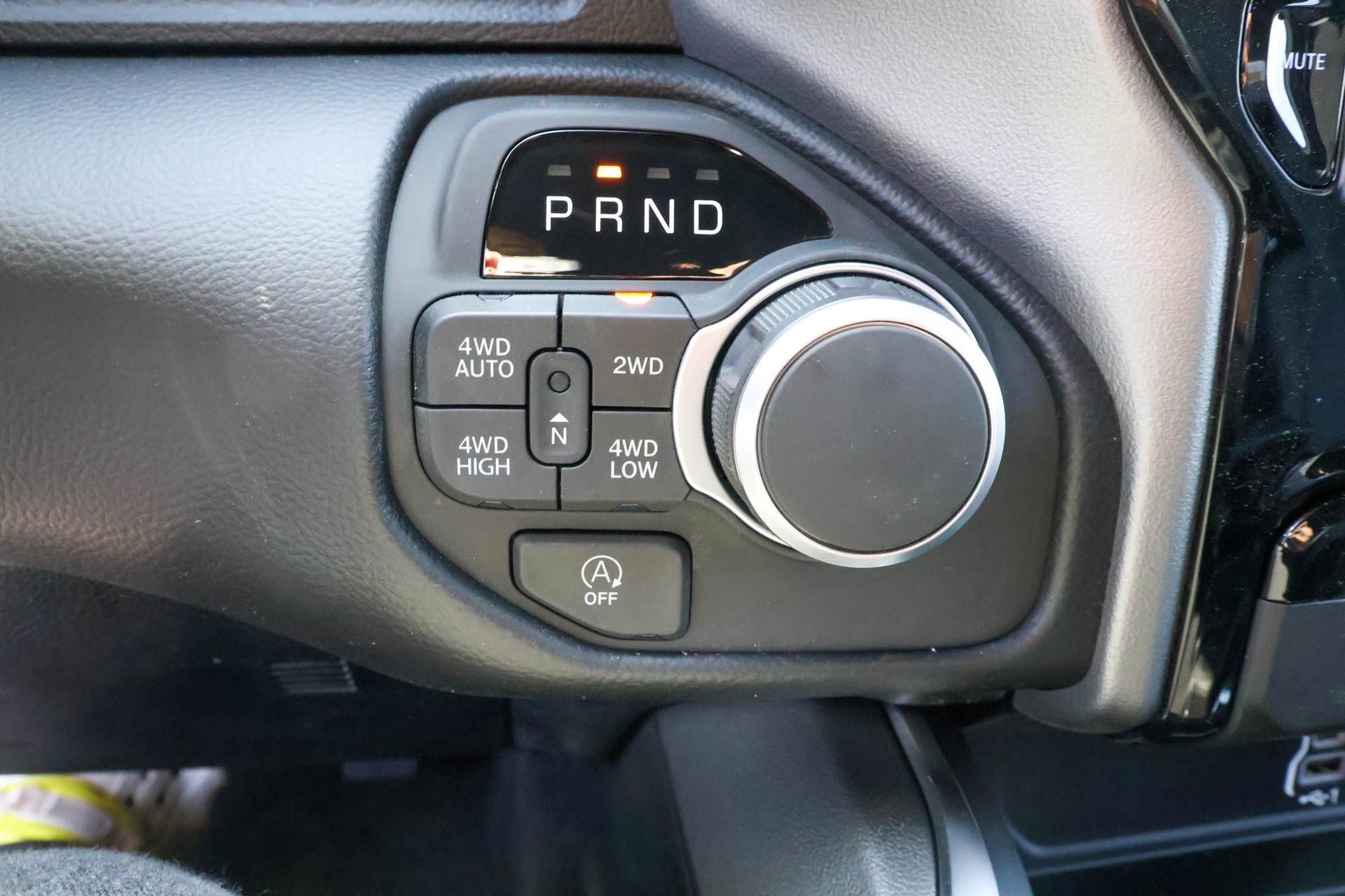 New 2026 RAM 1500 Big Horn AWD/4WD image 19