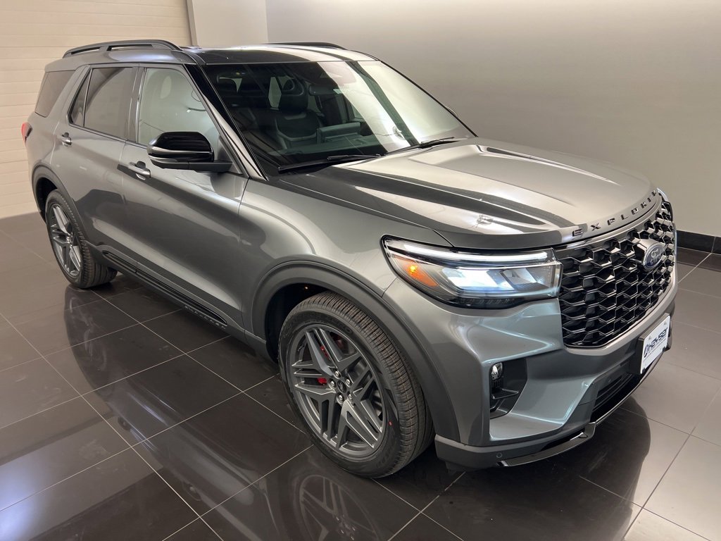 New 2026 Ford Explorer ST w/ Sun And Sound Package