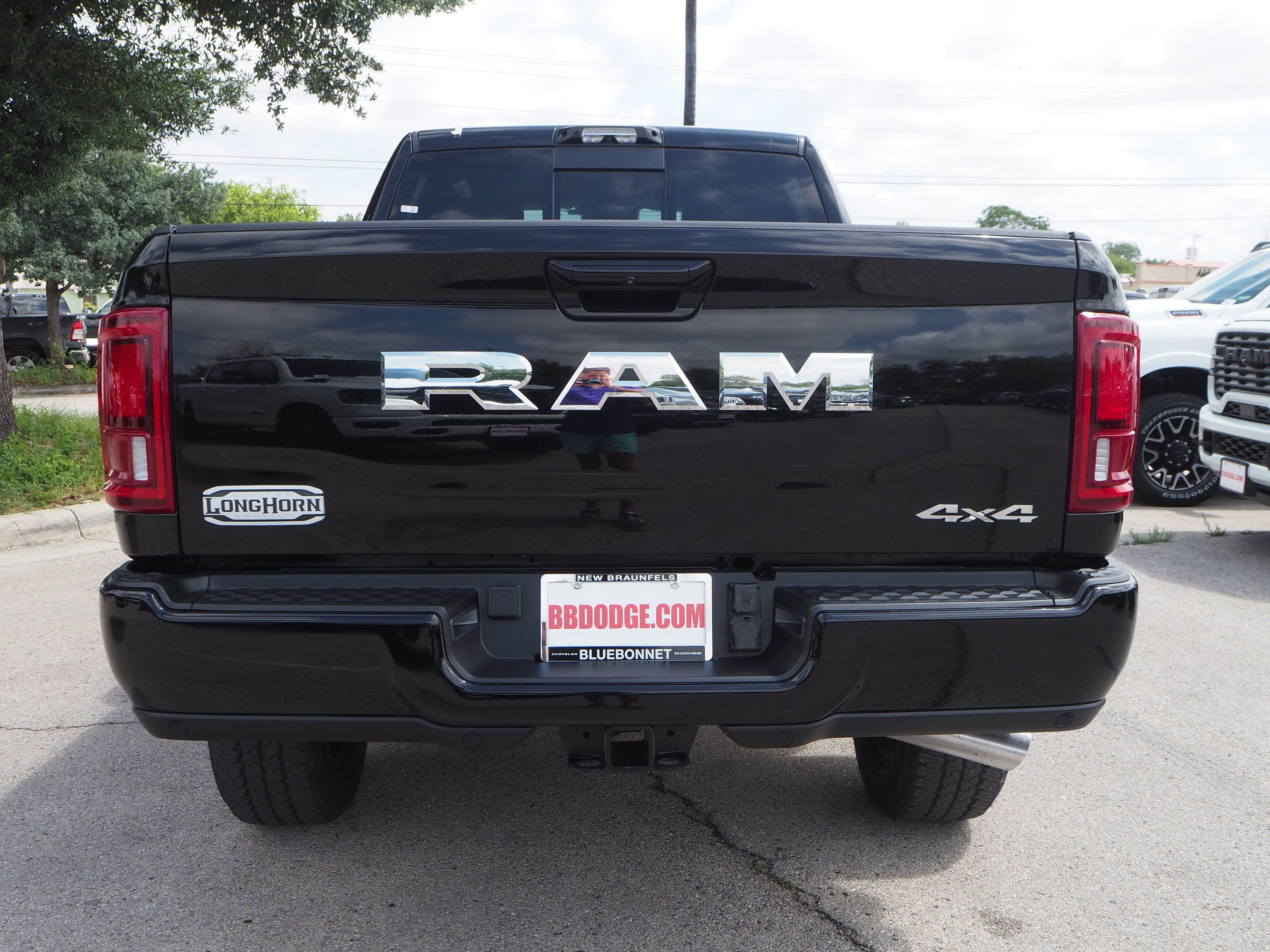 New 2025 RAM 2500 Limited AWD/4WD image 7