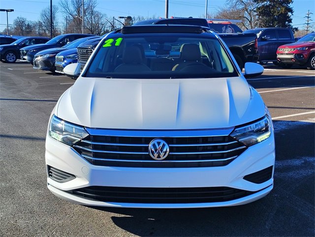Used 2021 Volkswagen Jetta SE w/ SE Cold Weather Package image 35