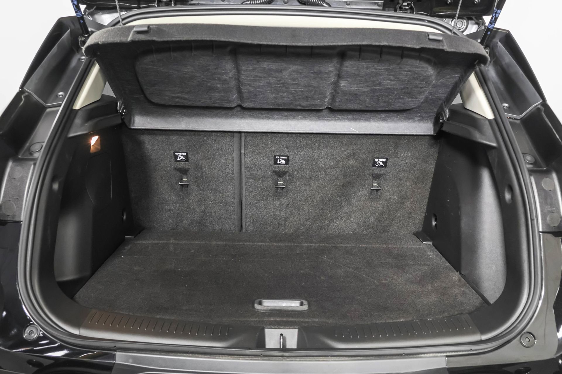 Used 2023 Buick Encore GX Select w/ Safety Package II AWD/4WD image 37