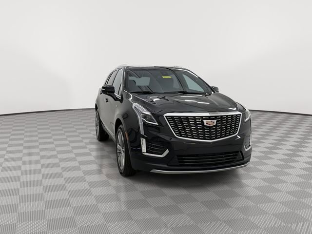 Certified 2025 Cadillac XT5 Premium Luxury w/ LPO, Floor Liner Package AWD/4WD image 2