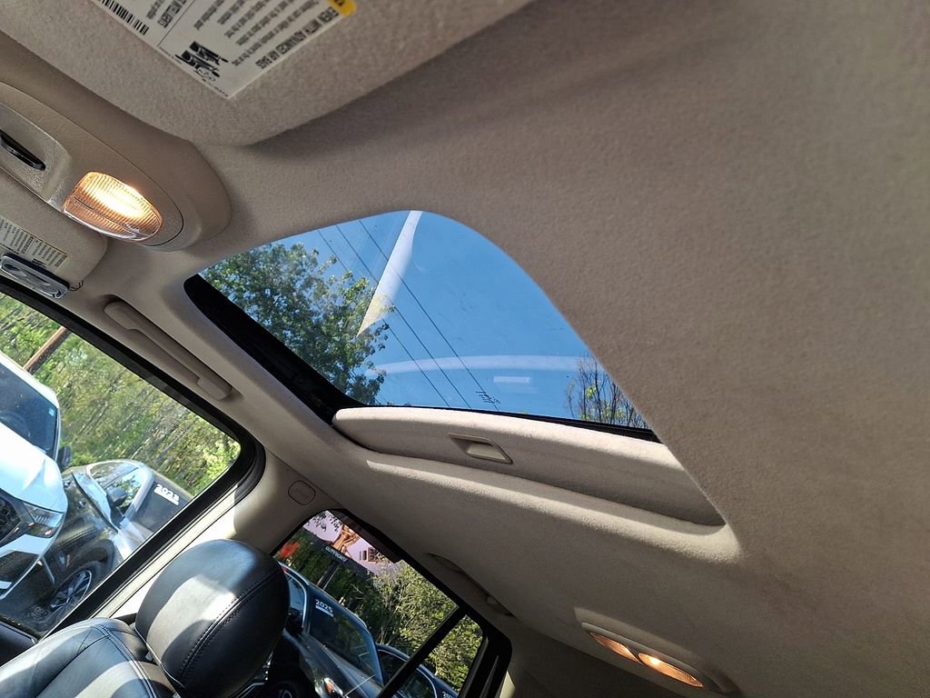 Used 2005 GMC Envoy Denali image 20