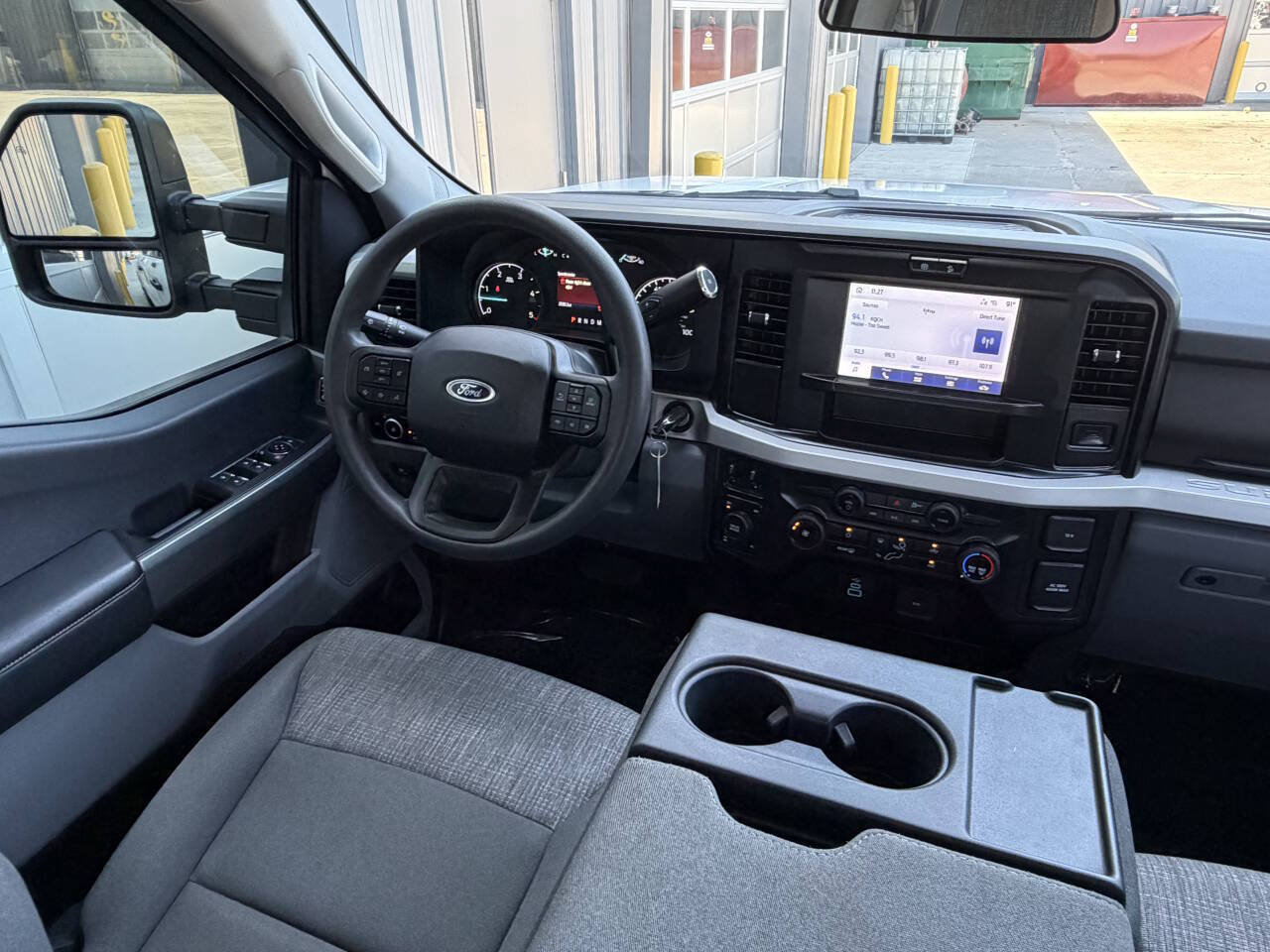 Used 2025 Ford F350 XLT w/ FX4 Off-Road Package AWD/4WD image 26