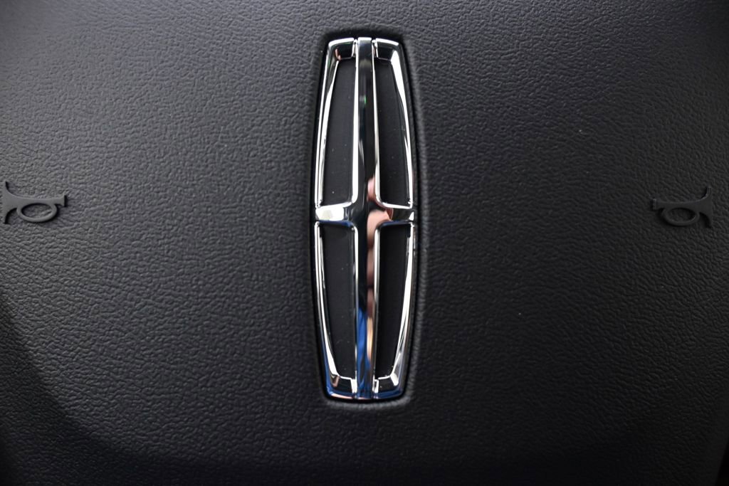 New 2026 Lincoln Corsair Reserve w/ Jet Appearance Package image 33