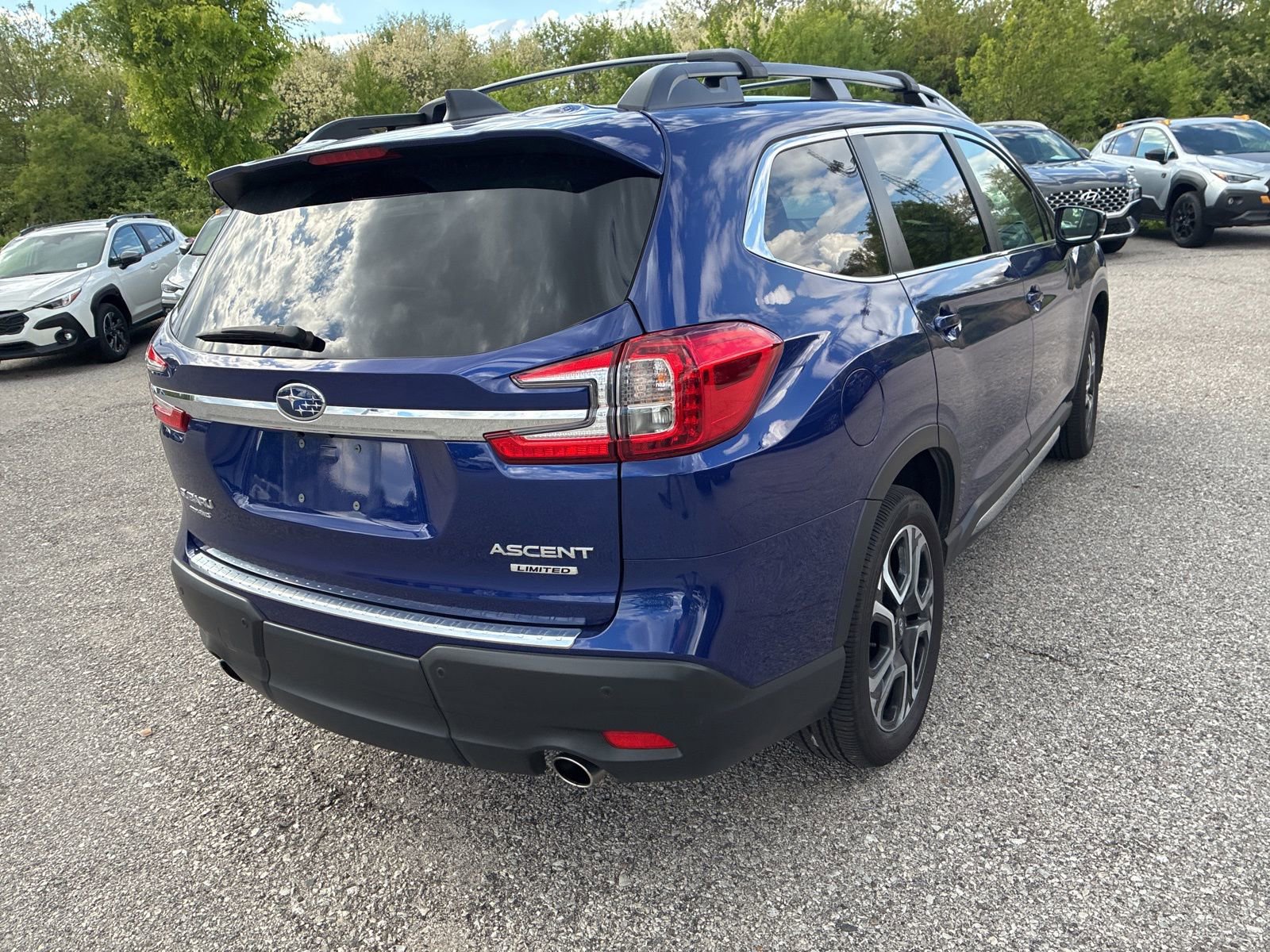 Used 2026 Subaru Ascent Limited AWD/4WD image 23